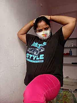 CUTE-LOVE-SWEETS online show from 12/17/25, 04:50