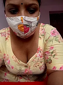 CUTE-LOVE-SWEETS online show from 12/21/25, 04:25