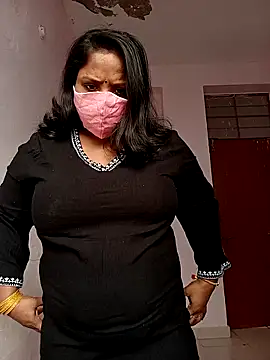 CUTE-LOVE-SWEETS online show from 12/22/25, 04:34