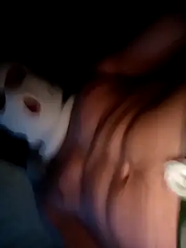 Snapshot of santosinsanta chatting on 11/17/25, 04:38 santosinsanta online show from 11/17/25, 04:38