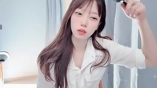 yuyayayu online show from 12/02/25, 02:34