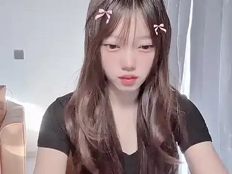 yuyayayu online show from 11/23/25, 01:48