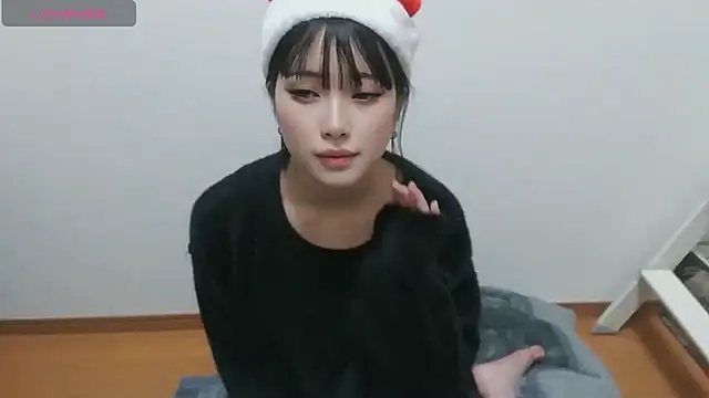 uki-japan online show from 12/17/25, 02:22