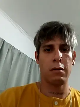 Snapshot of elpitoduro12Az chatting on 11/17/25, 05:44 elpitoduro12Az online show from 11/17/25, 05:44