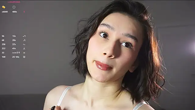 SoftLuna online show from 12/22/25, 05:40