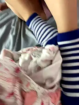 Snapshot of VioleeSaenz chatting on 11/17/25, 06:06 VioleeSaenz online show from 11/17/25, 06:06