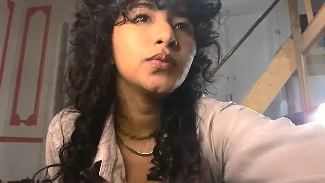 Snapshot of justcallmemargo chatting on 03/15/26, 04:08 justcallmemargo online show from 03/15/26, 04:08