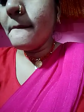 Snapshot of Sonam44 chatting on 12/15/25, 06:19 Sonam44 online show from 12/15/25, 06:19