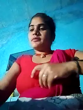 Snapshot of Sonam44 chatting on 12/18/25, 01:22 Sonam44 online show from 12/18/25, 01:22