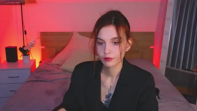 MissSusan online show from 11/21/25, 10:03