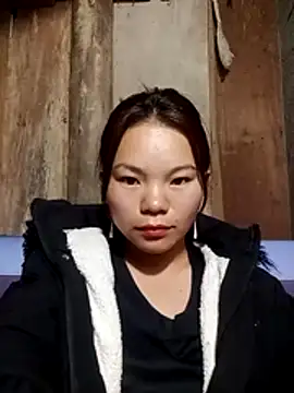 yu-zhen online show from 12/15/25, 10:26