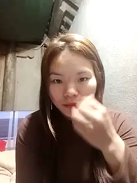 Snapshot of yu-zhen chatting on 02/05/26, 11:06 yu-zhen online show from 02/05/26, 11:06