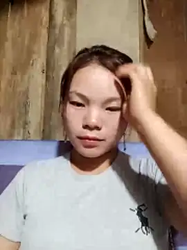 yu-zhen online show from 12/19/25, 01:24