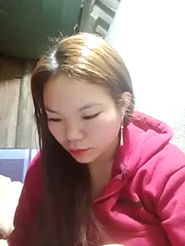 Snapshot of yu-zhen chatting on 02/24/26, 10:21 yu-zhen online show from 02/24/26, 10:21