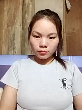 yu-zhen online show from 12/20/25, 02:47