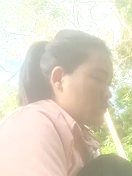 meomeo-00 online show from 11/23/25, 02:21