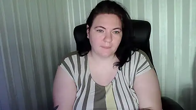 Snapshot of XXXHotcatXXXsss chatting on 11/17/25, 08:29 XXXHotcatXXXsss online show from 11/17/25, 08:29