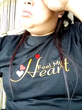 Snapshot of Ava-120 chatting on 04/07/26, 04:03 Ava-120 online show from 04/07/26, 04:03