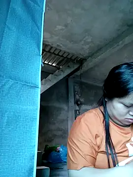 Snapshot of Ava-120 chatting on 03/11/26, 01:10 Ava-120 online show from 03/11/26, 01:10