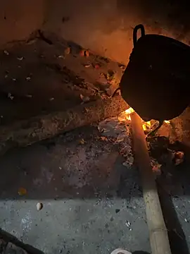 Hot-Today online show from 12/17/25, 11:15