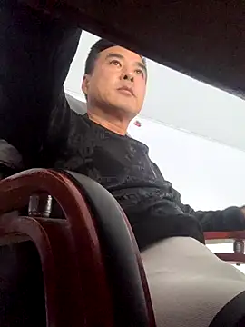 Mistliu online show from 11/25/25, 07:08