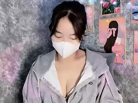 Hellen2999 online show from 12/05/25, 02:00