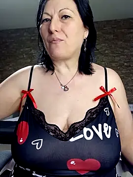 LeillaaX online show from 04/03/26, 07:15