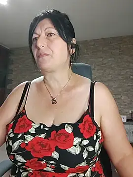 LeillaaX online show from 07/31/26, 07:19