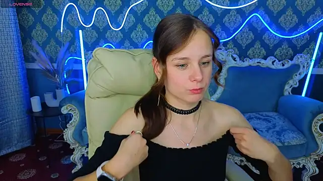 KarolinaSky online show from 11/18/25, 06:39