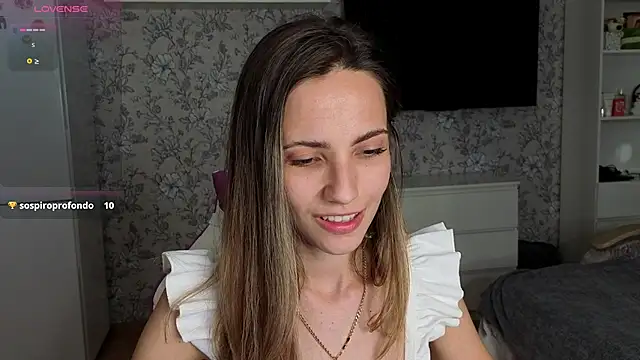 Snapshot of amelia_meili chatting on 07/18/26, 04:04 amelia meili online show from 07/18/26, 04:04