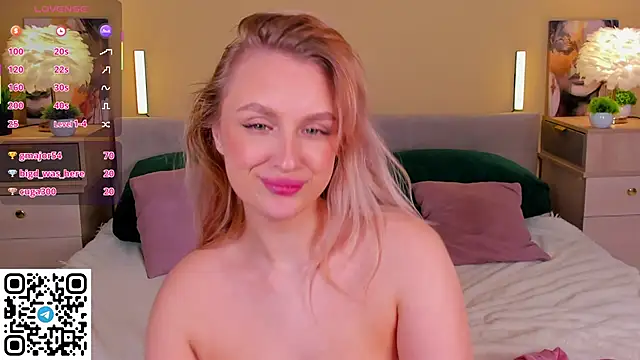 Snapshot of KiraRuiz chatting on 02/03/26, 06:40 KiraRuiz online show from 02/03/26, 06:40