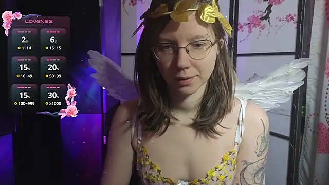 Snapshot of scarlettsrose chatting on 02/14/26, 11:32 scarlettsrose online show from 02/14/26, 11:32