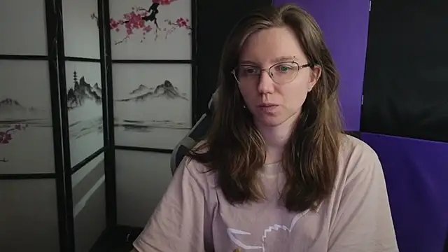 Snapshot of scarlettsrose chatting on 07/18/26, 12:08 scarlettsrose online show from 07/18/26, 12:08
