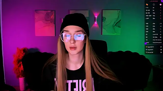  kellykitten  online show from 02/09/26, 02:26