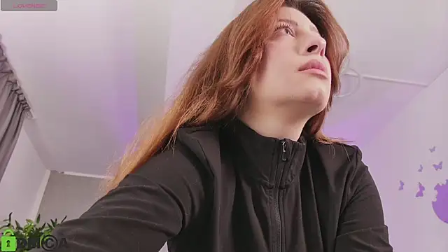 Snapshot of AmberRosewood chatting on 02/28/26, 04:56 AmberRosewood online show from 02/28/26, 04:56