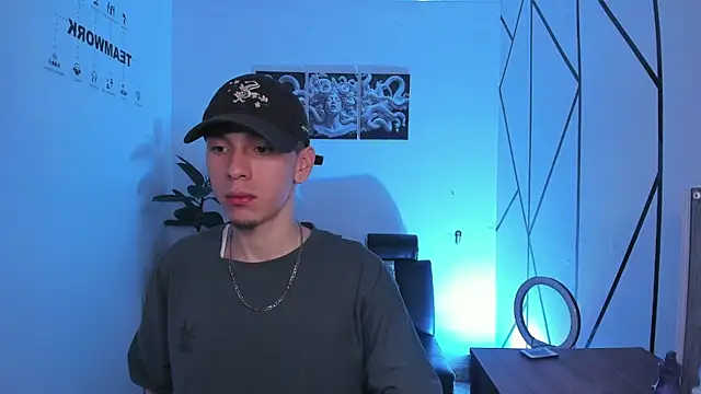 James Adams 01 online show from 11/25/25, 03:23