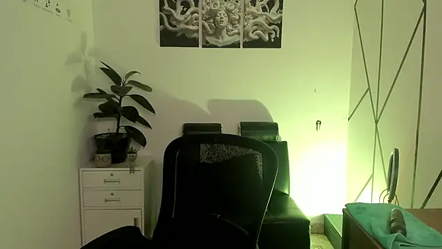 James Adams 01 online show from 11/27/25, 12:49