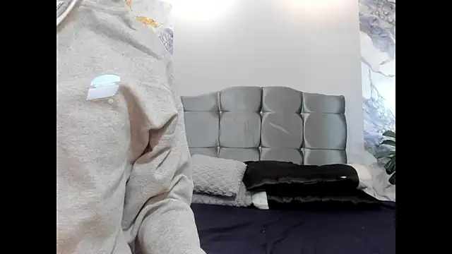 Snapshot of James_Adams_01 chatting on 01/16/26, 12:31 James Adams 01 online show from 01/16/26, 12:31