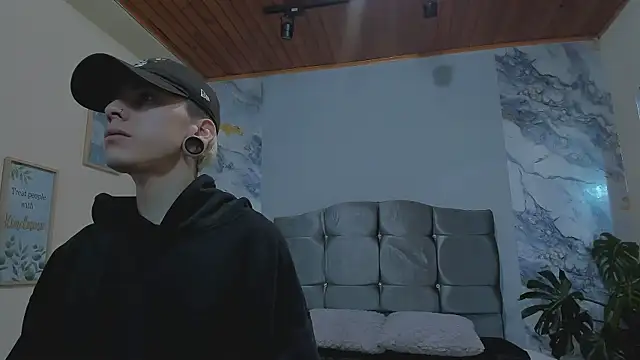 Snapshot of James_Adams_01 chatting on 02/25/26, 11:43 James Adams 01 online show from 02/25/26, 11:43