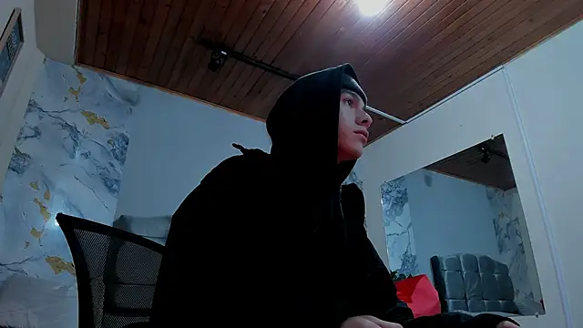 Snapshot of James_Adams_01 chatting on 02/02/26, 02:05 James Adams 01 online show from 02/02/26, 02:05