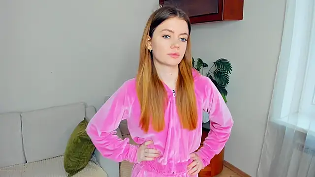 AngelesBenitz online show from 12/17/25, 07:02