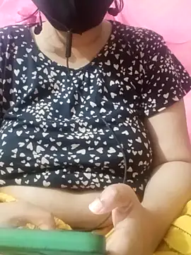 Snapshot of rupamim chatting on 12/20/25, 10:23 rupamim online show from 12/20/25, 10:23