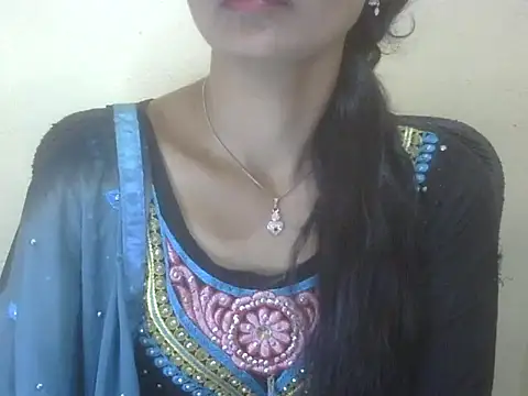 Snapshot of Saheba_S chatting on 02/06/26, 06:53 Saheba S online show from 02/06/26, 06:53