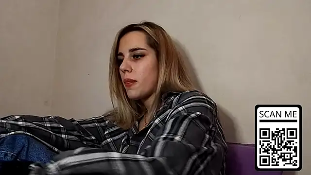 Snapshot of HotMusex chatting on 12/05/25, 12:26 HotMusex online show from 12/05/25, 12:26