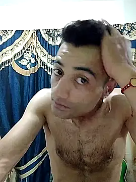 noah77  online show from 11/22/25, 07:57