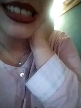 Snapshot of boranora87 chatting on 11/17/25, 03:27 boranora87 online show from 11/17/25, 03:27