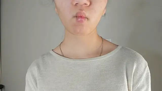 Snapshot of CoreenLuebbers chatting on 11/29/25, 06:35 CoreenLuebbers online show from 11/29/25, 06:35