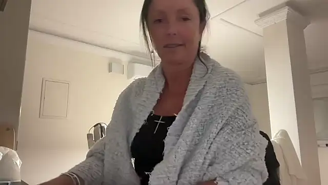 Snapshot of AnnaSophiaX chatting on 12/02/25, 08:54 AnnaSophiaX online show from 12/02/25, 08:54