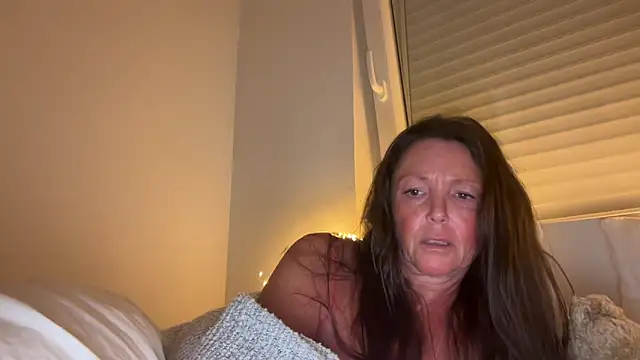 Snapshot of AnnaSophiaX chatting on 12/03/25, 07:46 AnnaSophiaX online show from 12/03/25, 07:46