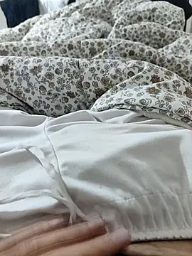 berkkderlerr online show from 11/17/25, 04:00